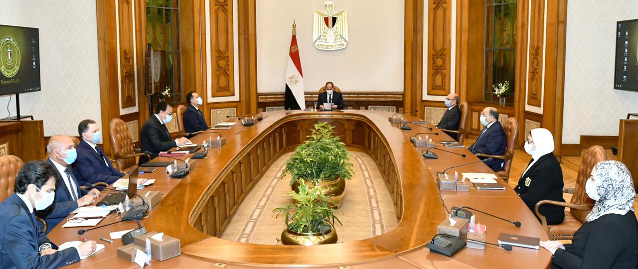  السيسي يوجه بصرف معاش ثابت لمصابي حادث سوهاج بنسب عجز وعاهات وتعويض أسر الشهداء