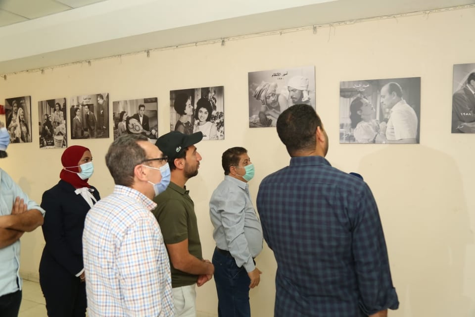 افتتاح معرض سمراء النيل بالاقصر السينمائي

