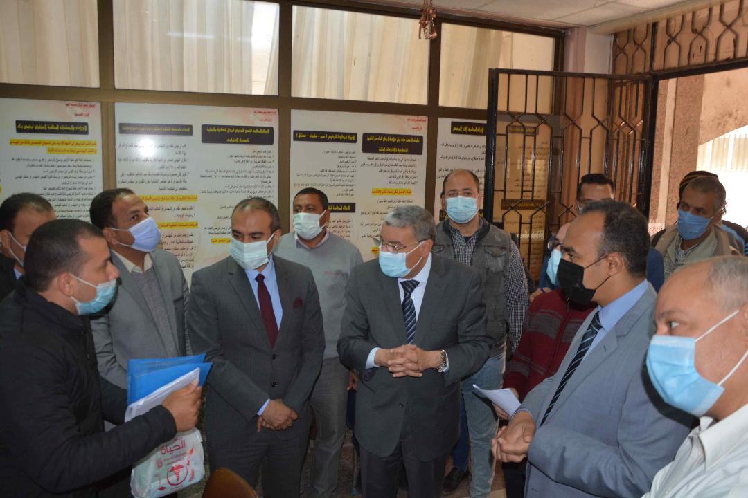 استقبال 168 ألف طلبا للتصالح بالمنيا وغدا اخر موعد للتقديم 