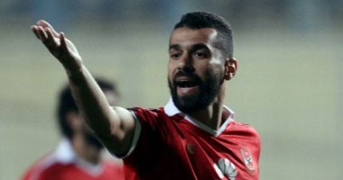  كواليس غرفة الملابس .. عبد الله السعيد ينفعل علي فتحي مبروك بسبب مباراة إنبي 