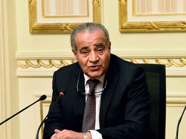 وزير التموين: توافر كوبونات شراء السلع بمنافذ الشركات التابعة للشركة القابضة للصناعات الغذائية