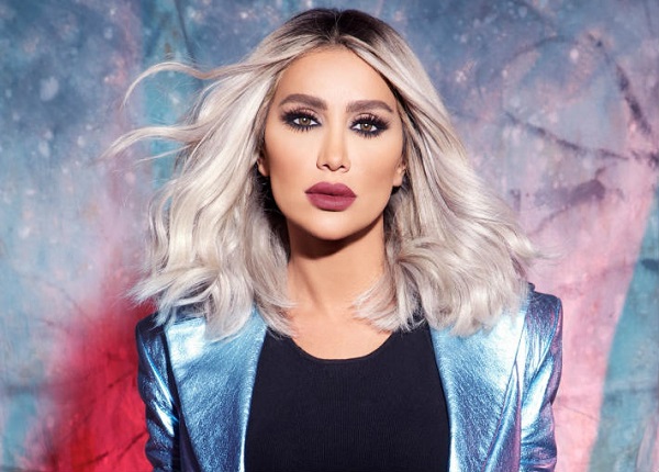 مايا دياب: أحفظ الفاتحة كاملة..ورسمت الصليب بعد قراءتها لاشعوريا
