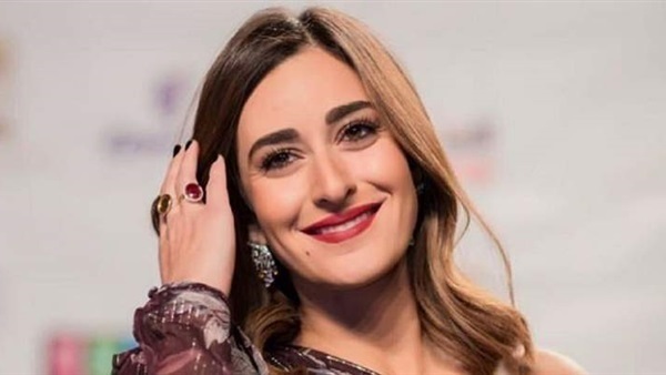 أمينة خليل: مش عايزة أنافس حد ولا حد ينافسني
