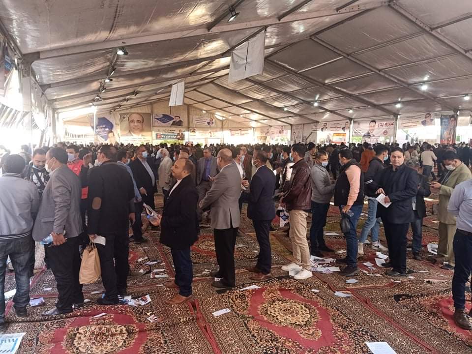 بالصور.. بدء التصويت في انتخابات نقابة الصحفيين

