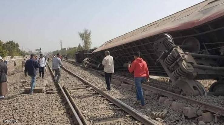 «النائب العام» يأمر بحبس ثلاثة وعشرين متهمًا في حادث قطار طوخ
