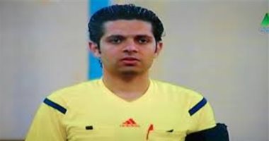 أحمد الغندور حكمًا لمباراة الاتحاد وبيراميدز.. وعاشور إنبي والأهلي 
