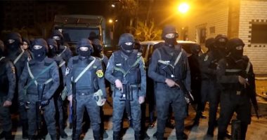 الداخلية تداهم القليوبية وتنفذ 7 آلاف حكم قضائى وتضبط سلاح ومخدرات 
