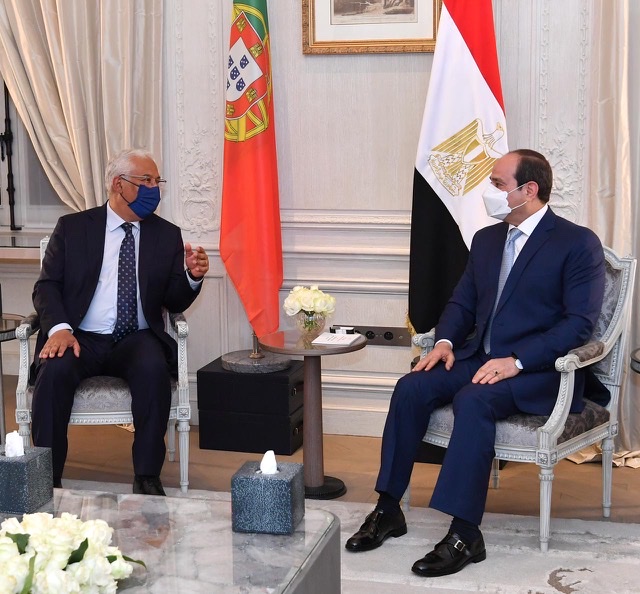 السيسي يلتقي رئيس وزراء البرتغال على هامش مؤتمر باريس