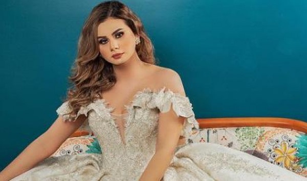 منة عرفة: لم أنشر صورة خطيبى بناء على رغبته

