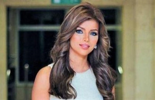الإعلامية إيمان الحصري تعاني من مضاعفات خطيرة بعد عملية جراحية
