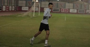 

 بانون وأيمن جاهزان لتدعيم قائمة الأهلي أمام الاتحاد السكندري 
