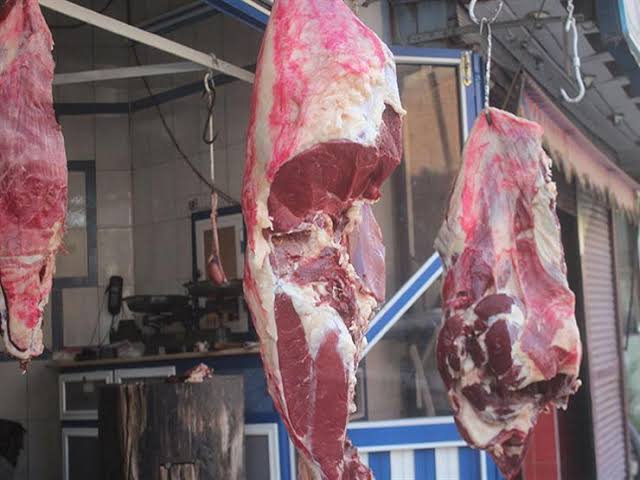 الجيزة تحظر إقامة شوادر بيع الأضاحى بالشوارع.. والمحافظ يوجه بالإزالة الفورية لأي شوادر تقام دون تصريح

