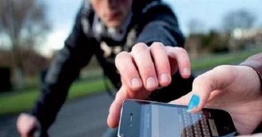 إحالة أفراد عصابة لسرقة الهواتف بمصر القديمة للمحاكمة 
