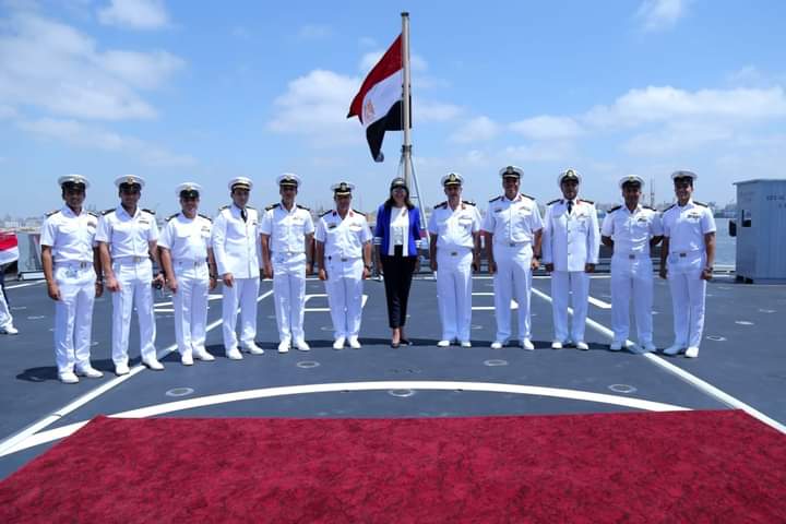 وزارة الهجرة تنظم زيارة لوفد الشباب المصرى واليونانى والقبرصى إلى قاعدة رأس التين البحرية بالإسكندرية