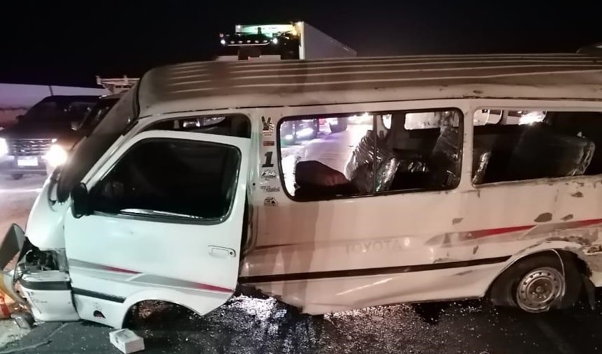 مصرع وإصابة 16 فى حادث تصادم سيارتين ميكروباص بالمنيا 