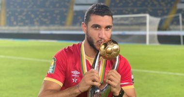 رامى ربيعة بعد فوز الأهلي ببطولة أفريقيا: مبروك للجماهير والحمد لله الرابعة ليا 

