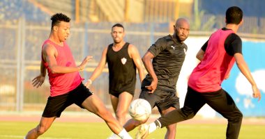 دروس خصوصية لمهاجى الزمالك فى كيفية إنهاء الهجمة بمعسكر برج العرب