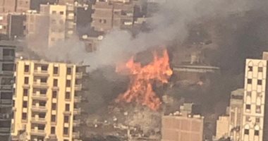 إخماد حريق بمخلفات بالقرب من الطريق الدائري بمصر القديمة