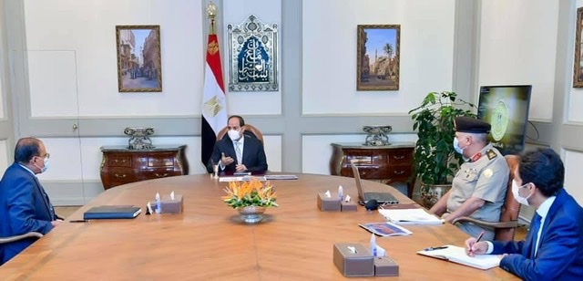 الرئيس يستعرض مع مدير الكلية الفنية العسكرية أعمال اللجنة العليا المتخصصة في عوامل الأمان لمحطة الضبعة النووية