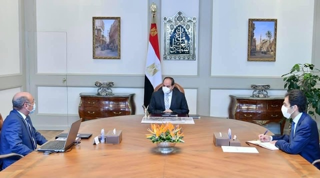 خلال اجتماعه بوزير العدل..  الرئيس يوجه بتوسيع نطاق خدمات الشهر العقاري للتوثيق المميز والسريع