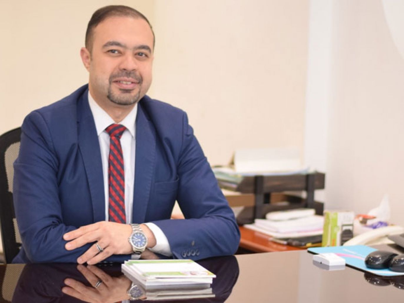 استشاري عمليات الحقن المجهرى ينصح بتجميد البويضات والسائل المنوى للمستقبل