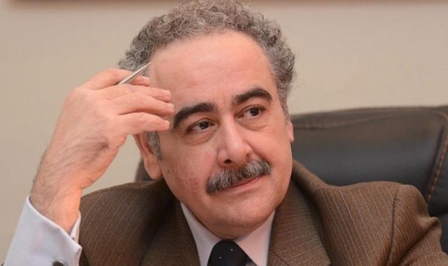 القضاء الإداري يلزم اتحاد الكتاب بتشكيل لجنة لإجراء الانتخابات