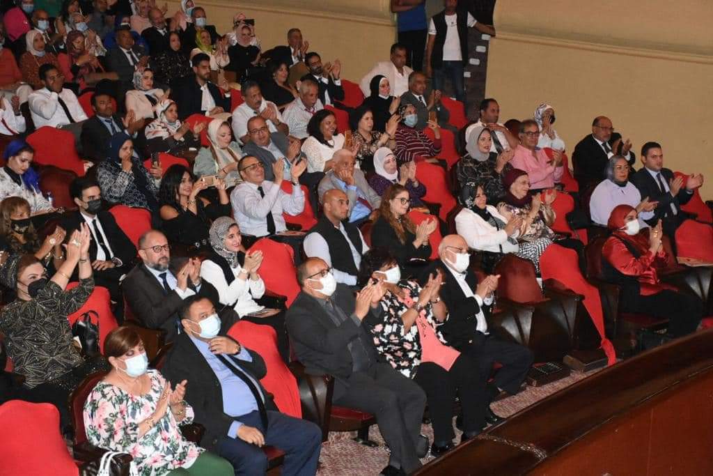 وزيرة الثقافة تشهد احتفالية كوكب الشرق بأوبرا الاسكندرية

