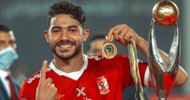 ياسر إبراهيم صاحب الرأس الذهبية فى الأهلي 
