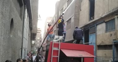 النيابة تطلب التحريات حول حريق سطح عقار بمنطقة الدقي 
