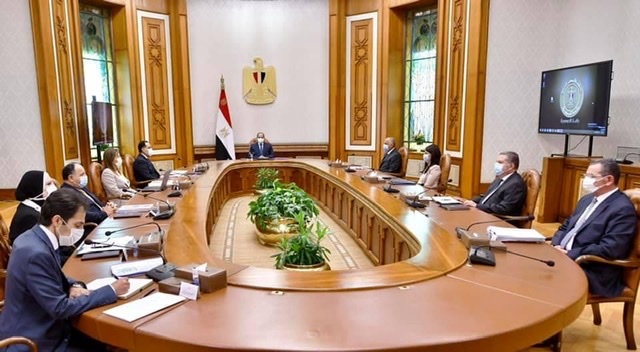 خلال اجتماعه بالمجموعة الاقتصادية.. الرئيس يوجه بزيادة حصة القطاع الخاص من إجمالي الاستثمارات