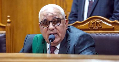 تأجيل محاكمة عائشة الشاطر و30 آخرين بقضية 
