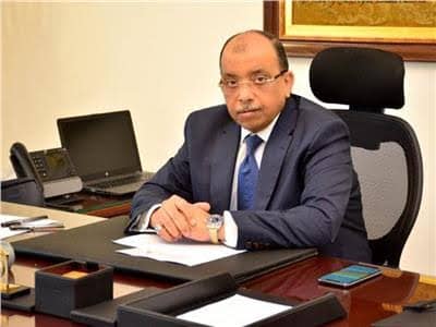بالصور .. وزير التنمية المحلية يتابع رفع مهارات العاملين فى المحليات بدورات التدريب 