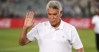 فريق الزمالك يتلقى لقاح فيرس كورونا بأحد المستشفيات الخاصة 

