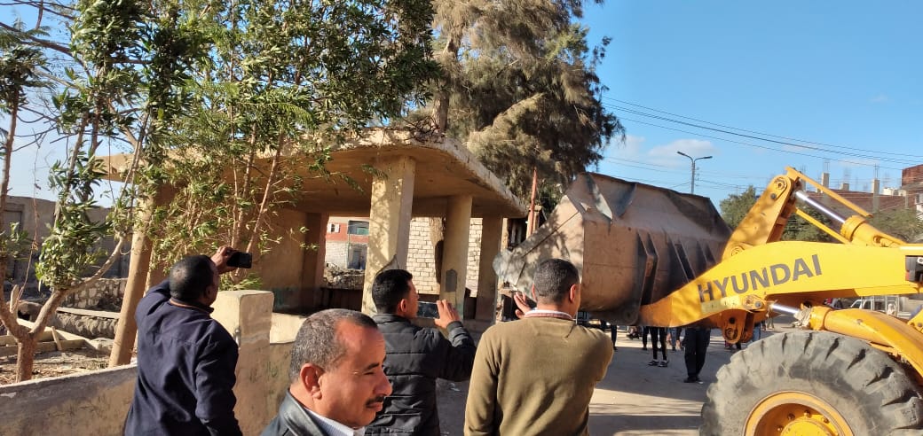 الجيزة تسترد ١٩٥ فدانا أراضى أملاك دولة من غير الجادين في تقنين أوضاعهم