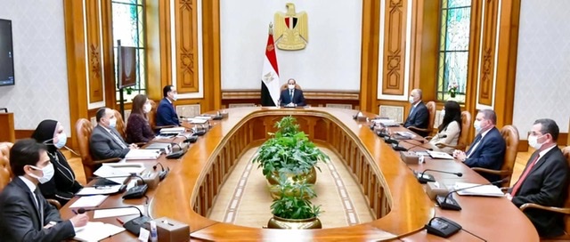 الرئيس السيسي يشدد على متابعة المشروعات التنموية والتدخل الفورى لتذليل أى معوقات