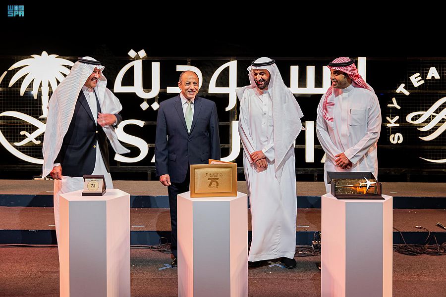 الخطوط الجوية السعودية تحتفي بمرور ٧٥ عامًا على تسيير أولى رحلاتها إلى مصر