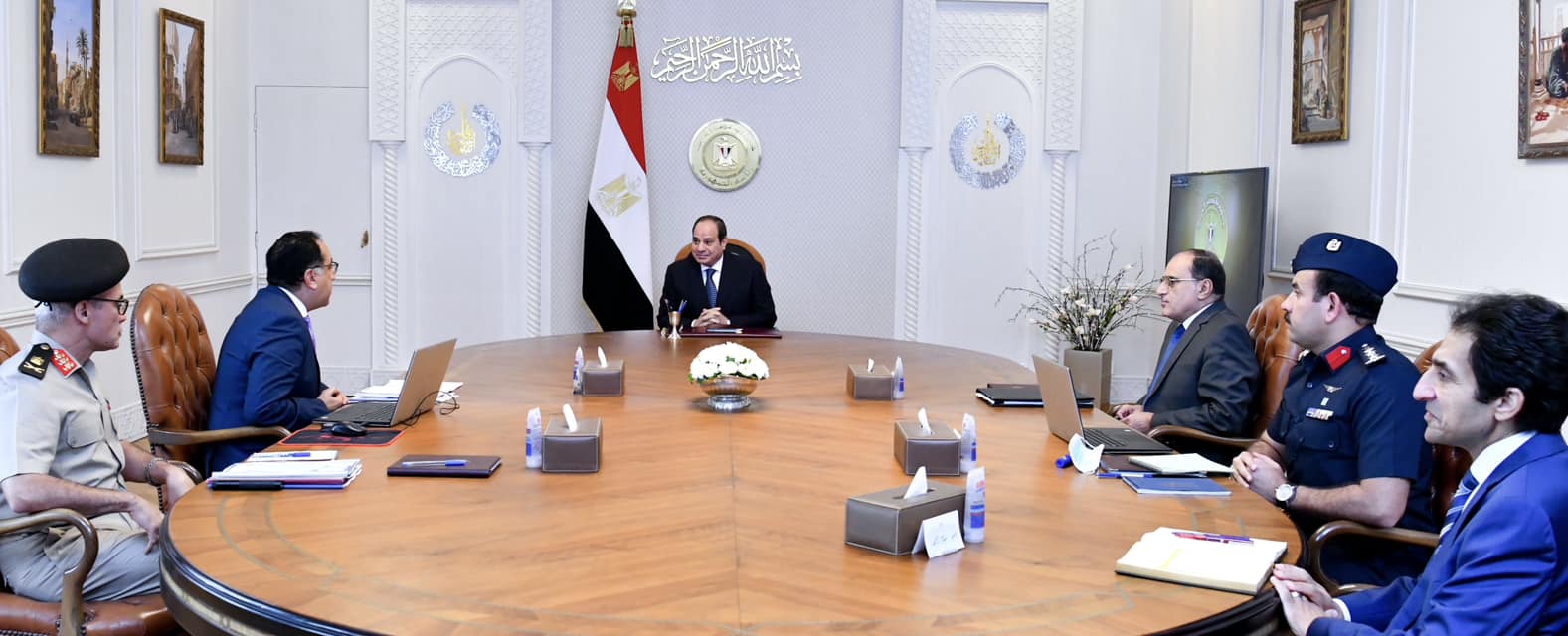 السيسي يتابع تطورات الموقف التنفيذي للمشروع القومي للإنتاج الزراعي 


