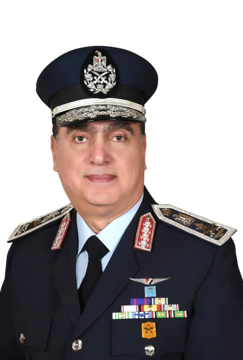 قائد القوات الجوية: قادرون على المواجهة ونمتلك قدرات قتالية متنوعة تضمن التفوق الكمى والنوعي .. 