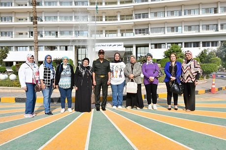 القوات المسلحة تنظم زيارة لوفد جمعية زوجات ضباط الشرطة وأسرهم للمجمع الطبى للقوات المسلحة بالمعادى