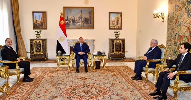 الرئيس السيسي يستقبل عميد الوكالة الجامعية للفرانكفونية