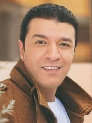 مصطفى كامل يستدعي 