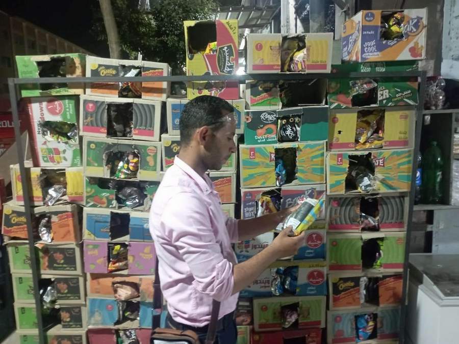 تحرير 305 محضرا ًلمنشآت غذائية خاصة مخالفة و إعدام 2045 كجم أغذية مختلفة بالمنيا  