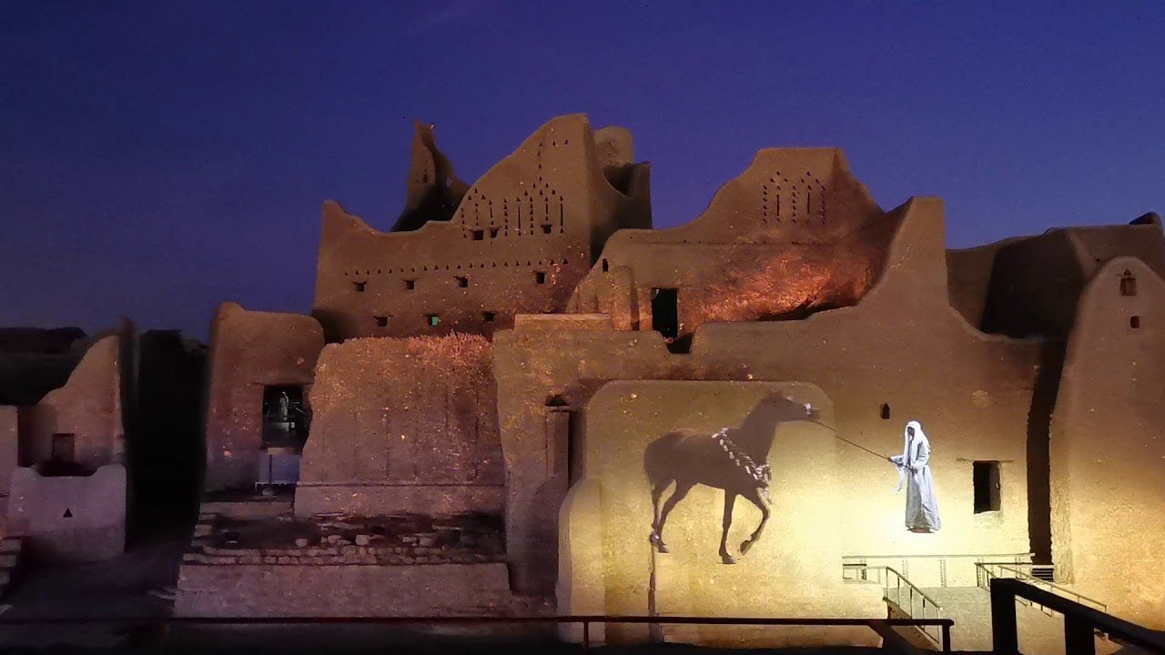 الدرعية السعودية.. وجهة هواة التراث وعشاق البطولات الرياضية

