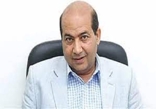 بعد عودة شيرين لطليقها .. طارق الشناوي يتساءل 