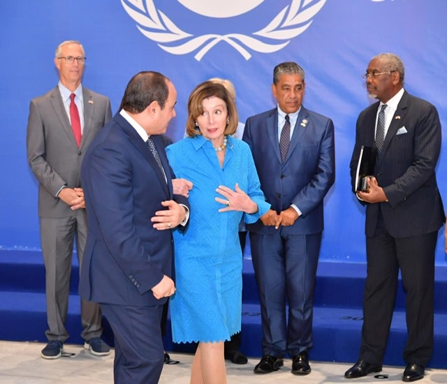 بالصور.. تفاصيل لقاء الرئيس السيسي ورئيسة مجلس النواب الأمريكي بشرم الشيخ