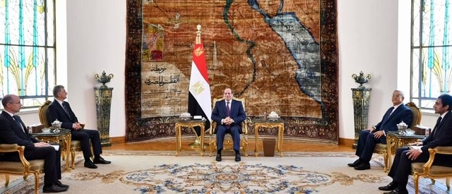 الرئيس السيسي يستقبل رئيس الجمعية الوطنية المجرية
