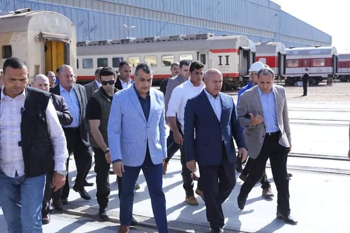 توجيه بسرعة تفعيل التعاون بين وزارتين النقل والإنتاج الحربى لتصنيع مكونات عربات القطارات وقطع الغيار