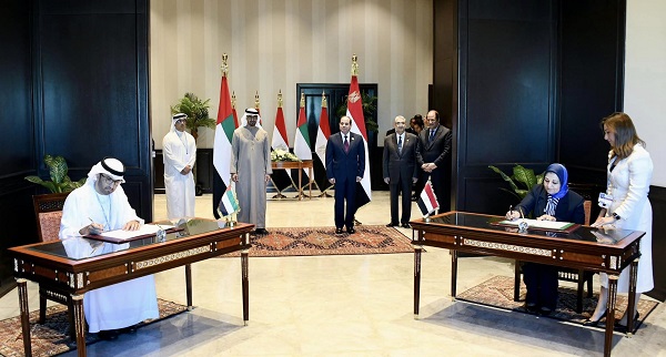 مصر والإمارات توقعان مذكرة تفاهم لتطوير مشروع القياسات الخاصة بإنشاء محطة توليد كهرباء