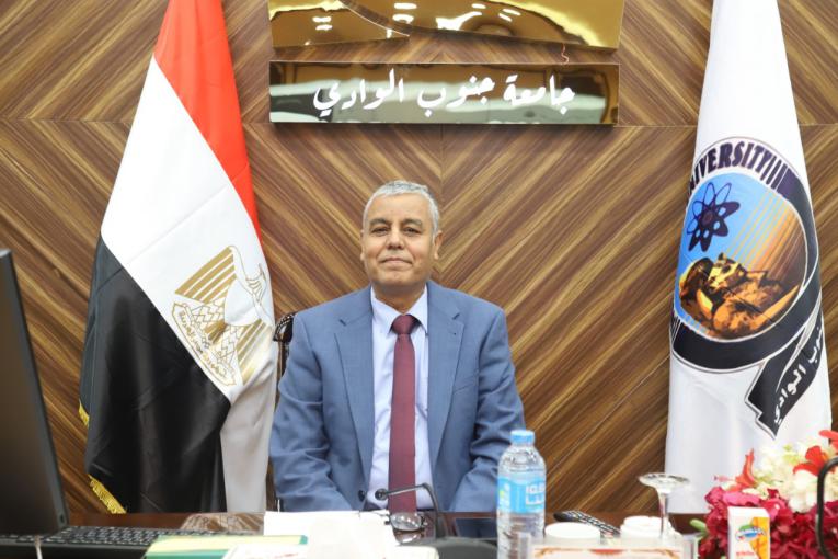 السبت افتتاح البطولة العربية للحماسيات بجامعة جنوب الواد ى بحضور رئيس اتحاد الكرة ونجوم مصر


