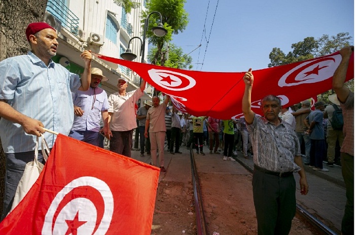 مأزق قيس سعيد أم أزمة تونس (1 ـ3) ملاحظات أولية عن بعد على انتخابات 17 ديسمبر 

